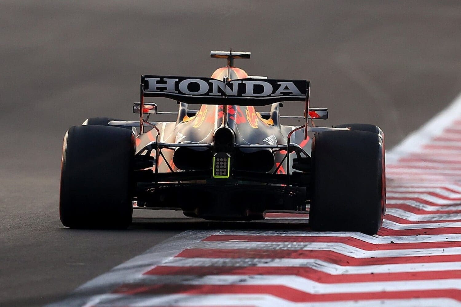 Honda宣佈在2026年留在F1當中 但將不會與紅牛車隊合作 Honda宣佈在2026年留在F1當中 但將不會與紅牛車隊合作