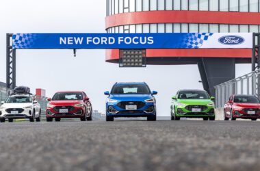 New Ford Focus全車系陣容挾「與德同規」強勢產品力於二月初全新登場，獲得消費者廣大迴響，上市兩週即突破1800張訂單，同時德意志性能陣線New Ford Focus ST XWagon／ST X Hatchback 6MT限量350輛上市即完售。