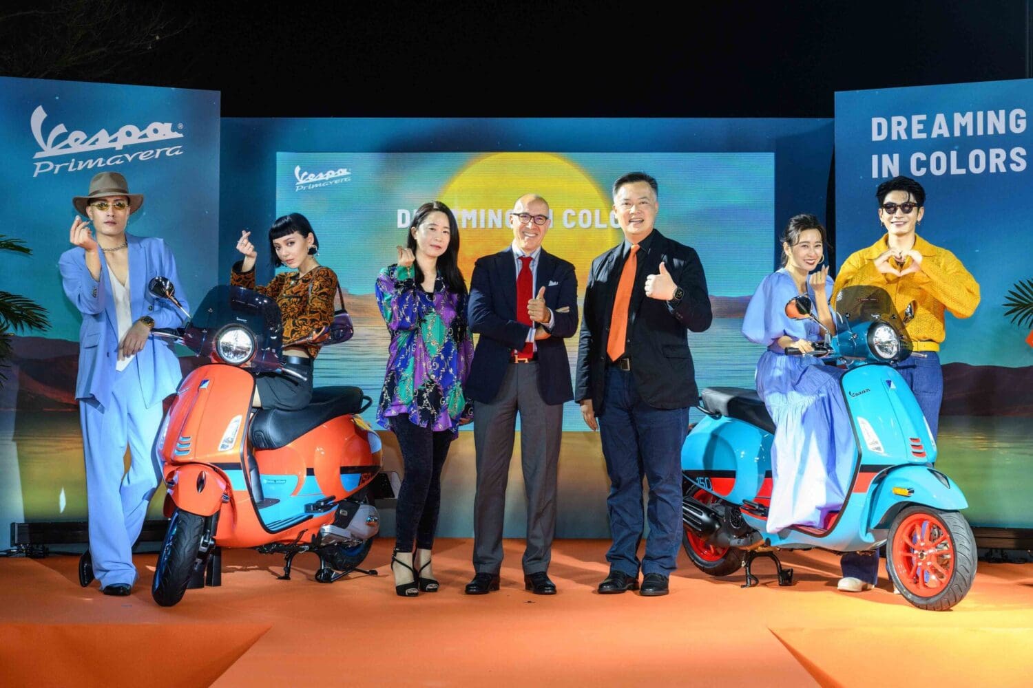 Vespa Primavera S.E.幻彩特仕版上市　超時尚雙色17.1萬元起 限量100台！