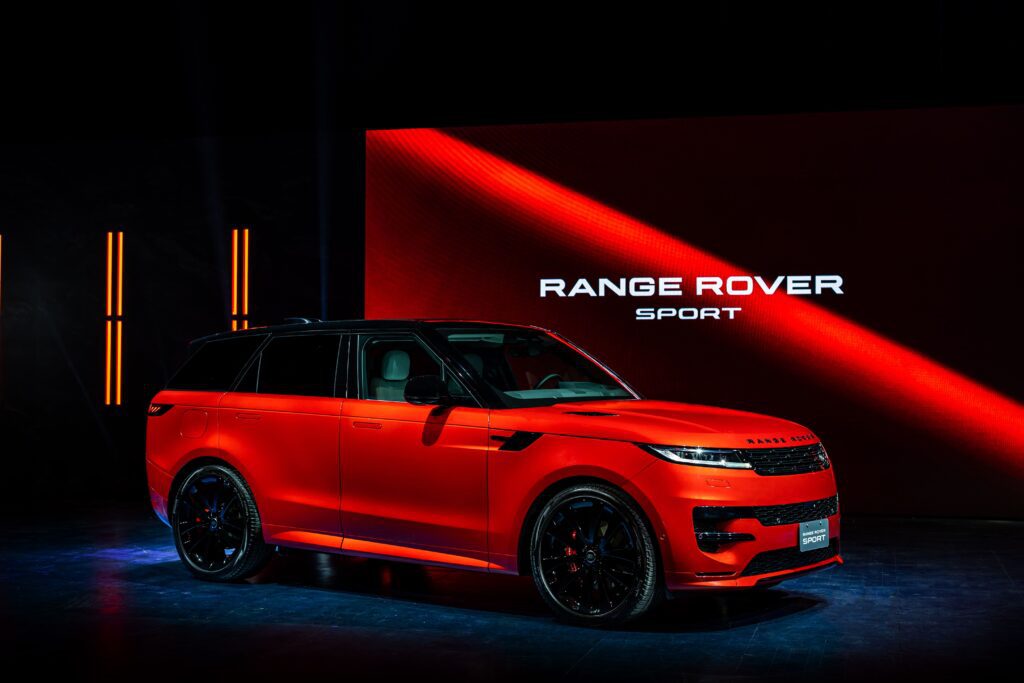 台灣捷豹路虎總經理 Garth Turnbull 唐博謙於宣布全新Range Rover Sport正式上市。