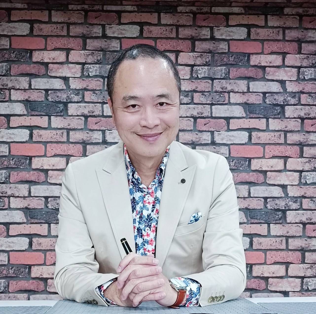 ChatGPT好威好熱門　讓AI科技陪你聊天不無聊！