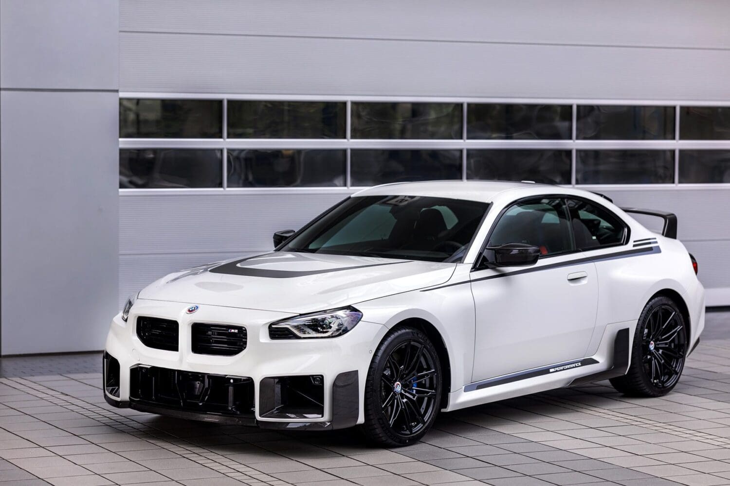 BMW M2 Coupé專屬BMW M Performance套件全台巡迴展出 BMW M2 Coupé專屬BMW M Performance套件全台巡迴展出