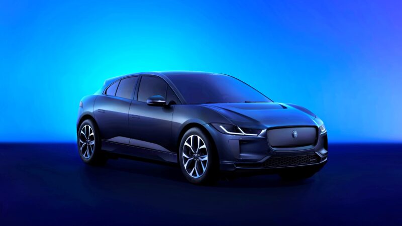 JLR Taiwan宣布2024年式New Jaguar I-PACE建議售價298萬元起。(圖片提供：JLR)