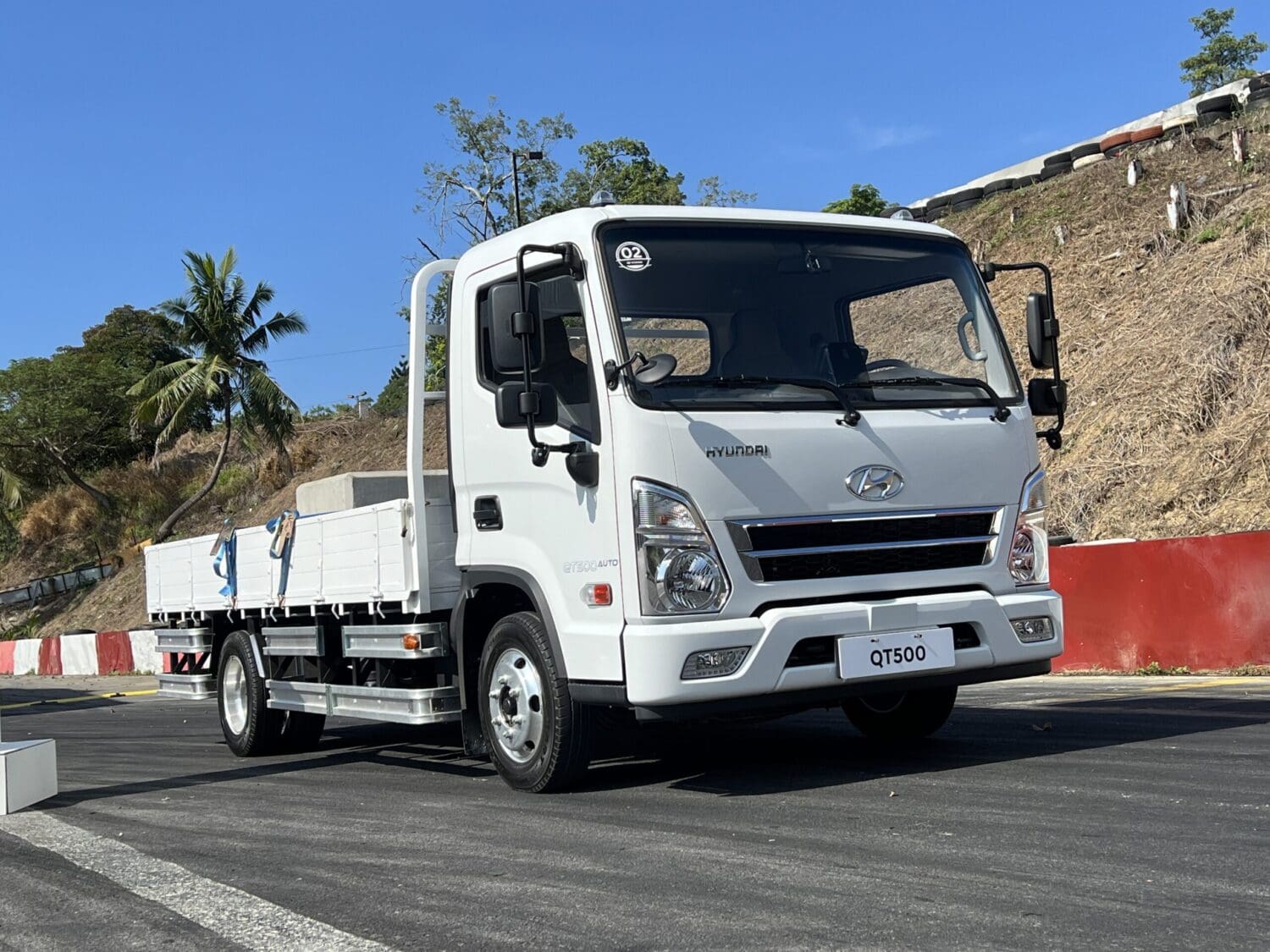 Hyundai QT500大霸王霸氣上市　五噸貨卡幫你生意做更大！