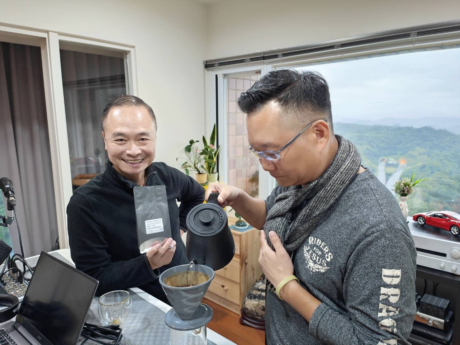咖啡的故事　我沒有溫度計怎麼拿捏最佳的手沖溫度？(四)