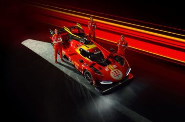 Ferrari為Scuderia Ferrari 車隊499P賽車發表了全新塗裝，這款賽車也將繼續競逐2024賽季國際汽聯世界耐力錦標賽Hypercar組別賽事。(圖片提供：臺灣蒙地拿)