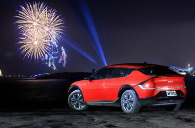 Kia EV6近日榮奪What Car? 2024「年度家庭純電SUV (Family Electric SUV of the Year)」的頭銜。(圖片提供：Kia)