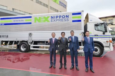 HINO商用車台灣總代理和泰汽車全新導入日本Trantechs鋁合金歐翼車廂，車身由輕量化的高端鋁合金材質打造。(圖片提供：和泰)