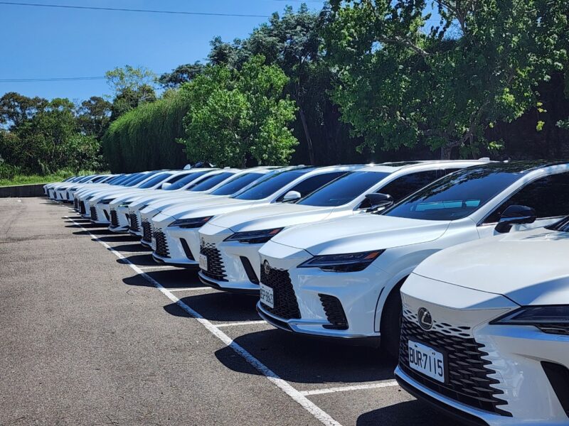 在此次活動中，車麗屋的專業技師團隊針對Lexus RX車型進行了精心調校和改造，顯著提升了車輛的加速性能、轉向靈敏度以及整體駕駛感受，贏得了車主們的一致讚譽。(圖片提供：車麗屋)