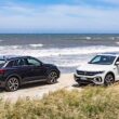 Volkswagen T-Roc 具有輕巧流線的跑旅設計，全車系標配完整的IQ.DRIVE 智能駕駛輔助系統提供消費者安全駕馭；台灣福斯汽車推出限時優惠，於活動期間8月31日前入主T-Roc享全車系限時優惠價116.8 萬元起。(圖片提供：VW)