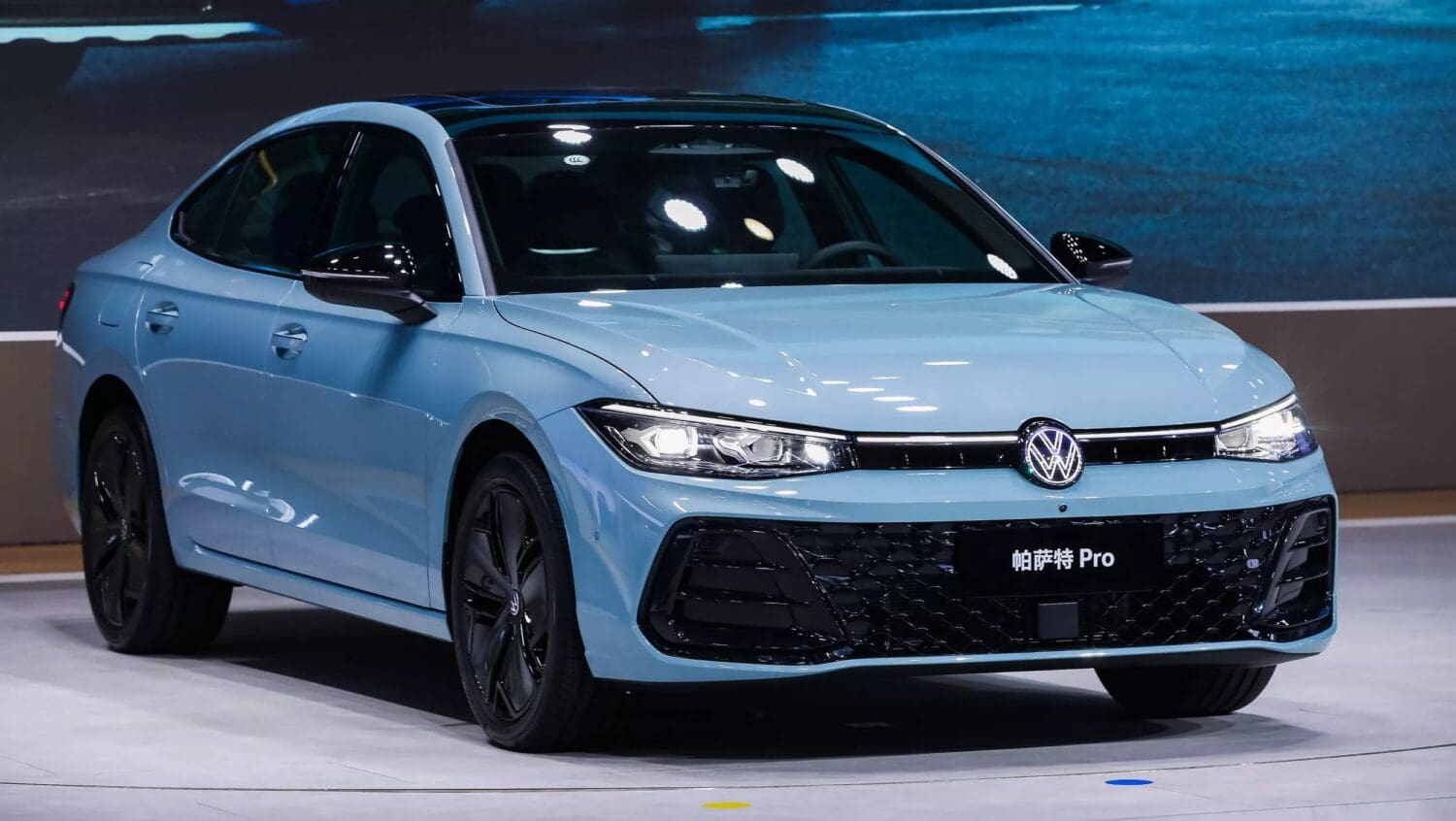 福斯推出Passat Pro　車長破5米、空間更大
