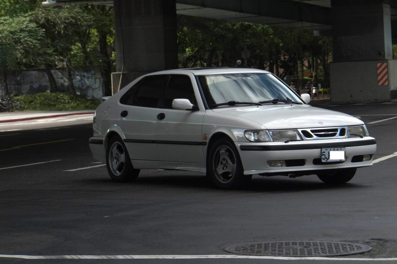 從絢爛走向平淡　Saab 9-3兩代車型以GM為底創造出自己的風格！