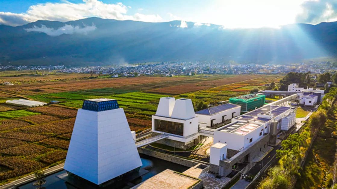 帝亞吉歐斥資美金1.2億的【雲拓威士忌酒廠】，正式在中國雲南省洱源縣啟航