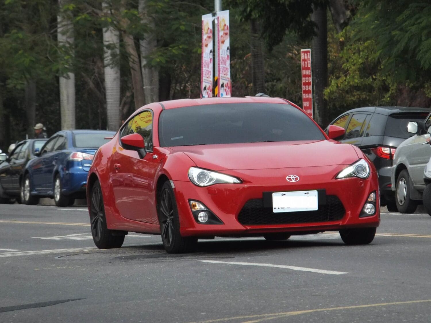 Toyota與Subaru合作開發的小跑車　86的後驅、高轉NA引擎駕馭樂趣十足