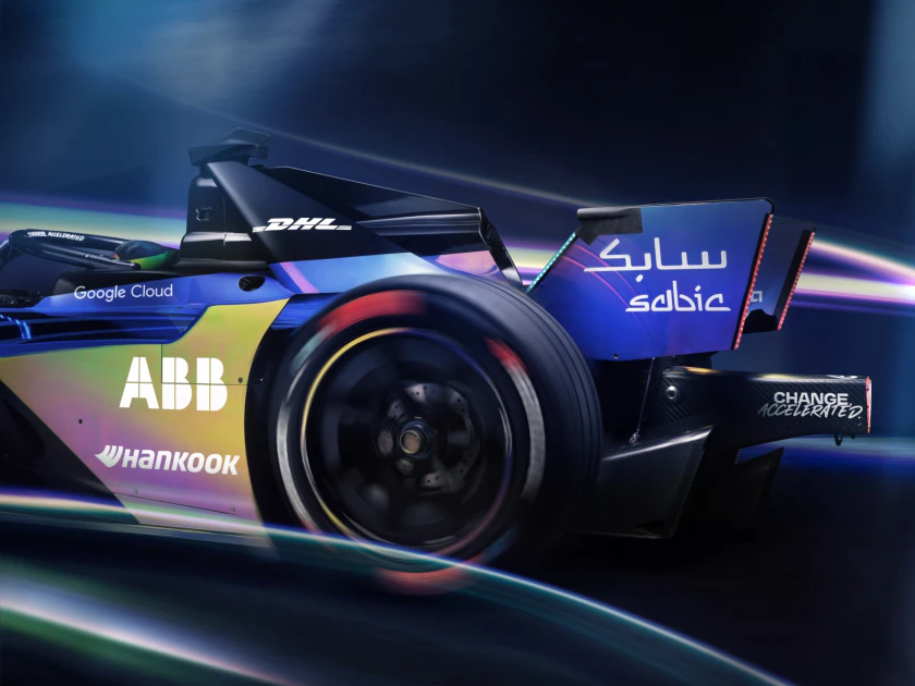 【Wonder Charge 2025台北國際汽車嘉年華】此次Formula E以Showrun形式登台,不僅展現臺北市推動綠色交通與永續轉型的積極作為,更進一步與國際接軌,為城市注入嶄新能量。(圖/Wonder Charge提供)
