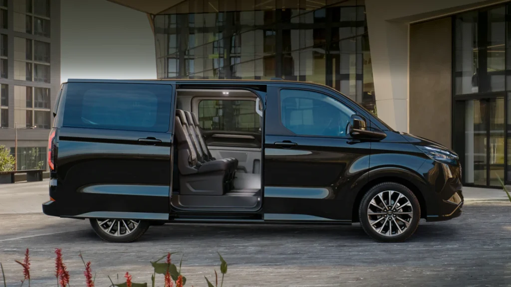 Ford Tourneo Custom福特旅行家