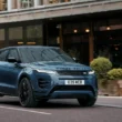 文字】 圖01 : 2026 年式 Range Rover Evoque 車系正式上市，並推出「都會魅影版」全新車型，為穿梭都會與兼具生活品味的理想提供最佳選擇。