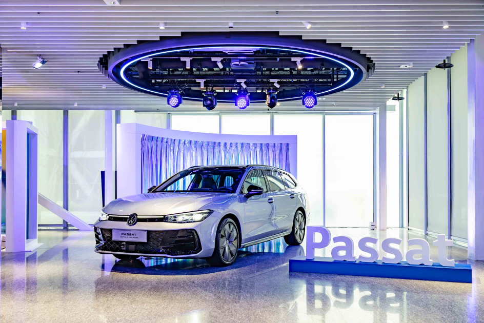 風靡全球3,400萬車且主疲歐洲NCAP最高五星級滿分肯定，台灣福斯汽車高級豪華旗艦全新帕薩特157.8萬起美絕上市，頂尖科技揉氣壓合機能車室席，再卷半世紀經典創同級標竿。