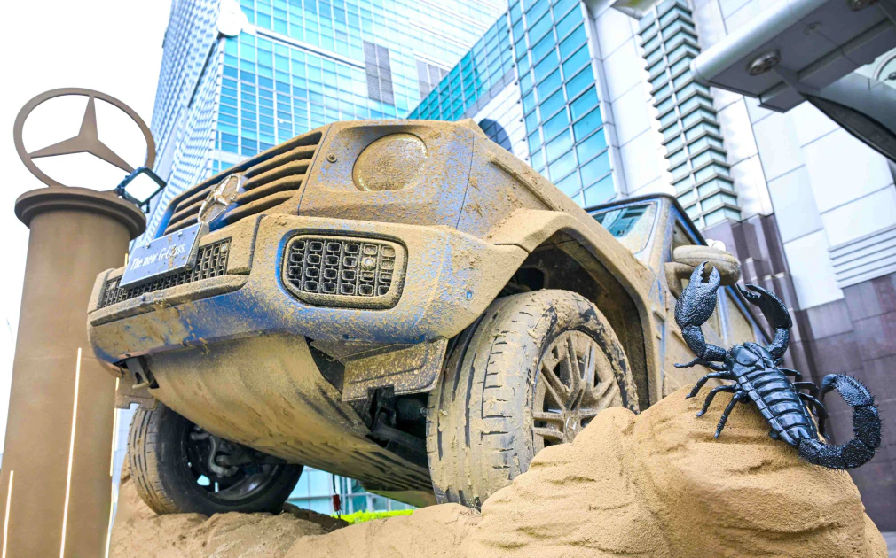 傳奇 (LeGend) G-Class 佇立在台北最著名地標 (Landmark) 相互呼應