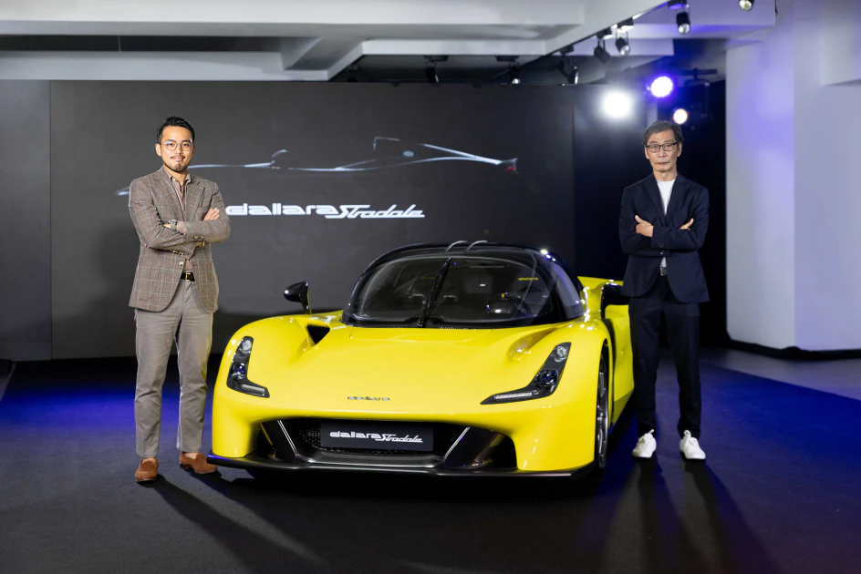 Dallara Stradale Ambasador Taiwan品牌代表趙志剛（左）趙一葦(右）