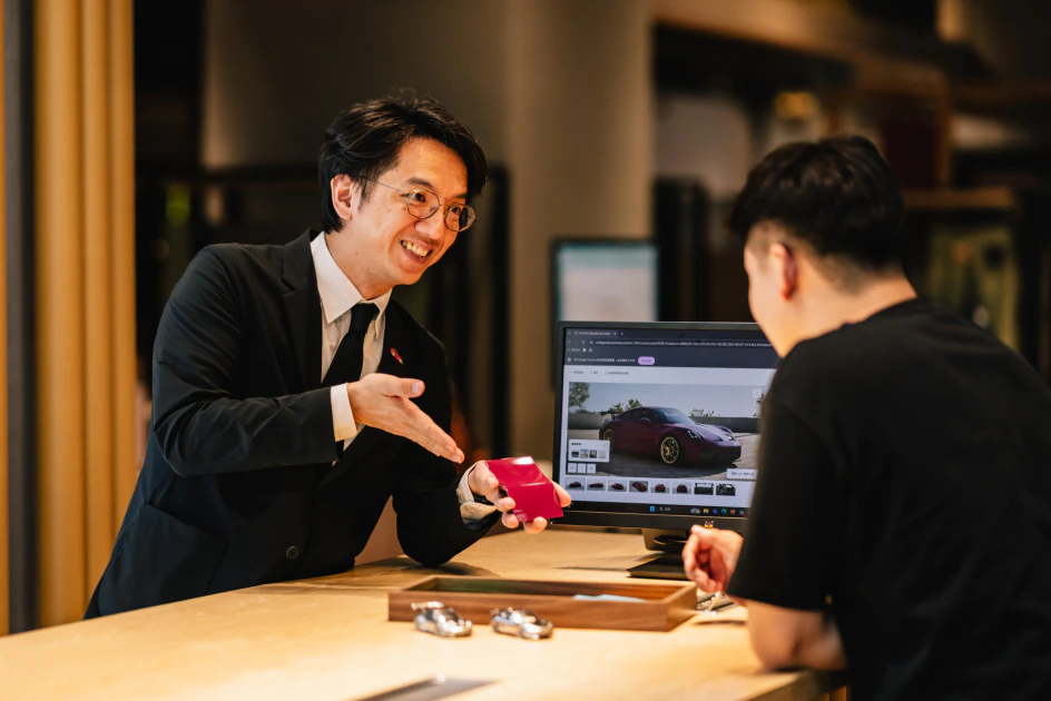 Porsche NOW 誠品生活台南全新概念店