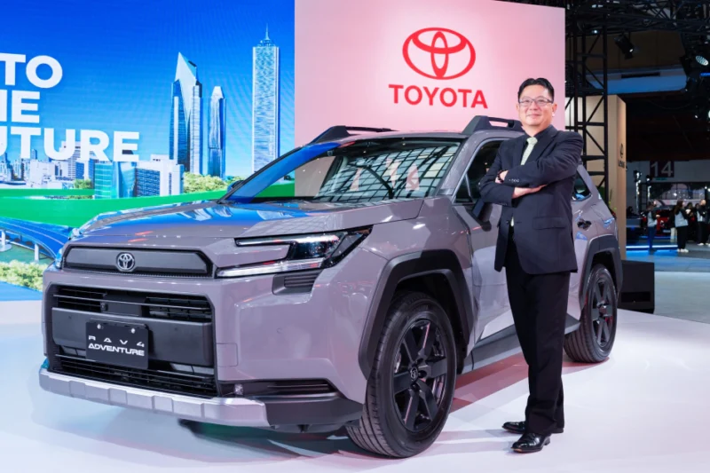 TOYOTA全新RAV4、CROWN SPORT現身台北車展　Urban Cruiser電動休旅127萬元同步上市