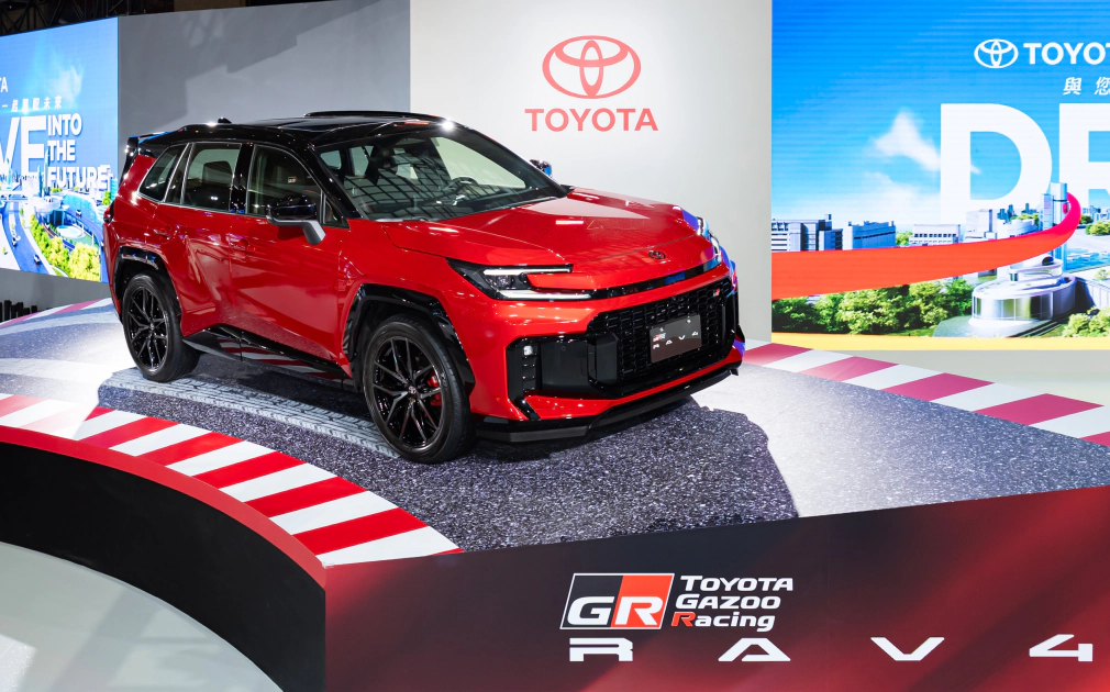  
日本進口第六代大改款RAV4 GR SPORT於台北車展正式亮相

