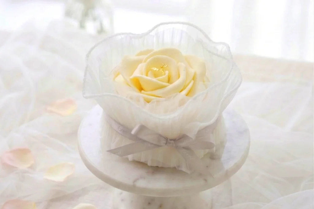 白色情人節送禮首選！BAC 純白「愛戀花束蛋糕」一站式搞定浪漫