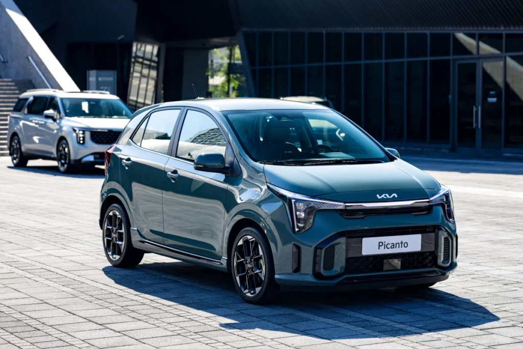 輕奢精品掀背The new Picanto以2,400mm軸距的精巧尺碼，成為穿梭在繁忙都會區的最佳代表車款，上市至今累計銷售已突破1,300台。