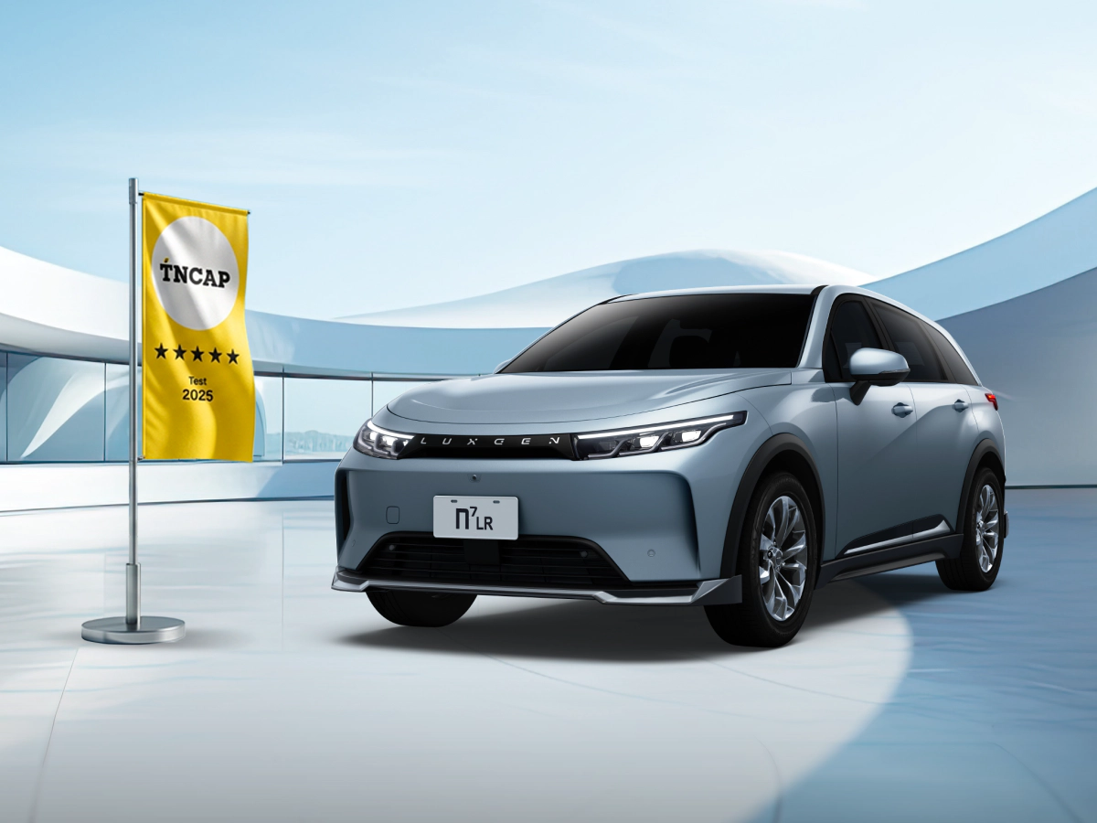 3月入主LUXGEN全車系贈乙式車體險 n⁷再享最高100萬0利率 3月入主LUXGEN全車系贈乙式車體險 n⁷再享最高100萬0利率