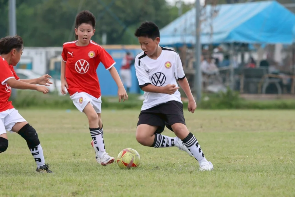 台灣福斯汽車近10年來攜手英商明星足球訓練有限公司台灣分公司MFA（Master Football Academy UK Ltd. Taiwan Branch）致力推動兒童及青少年足球培育，定期舉辦專業課程和賽事交流，構築跨文化交流、多元共融的包容環境，為成長關鍵階段的身心教育灌溉豐沛養分。
