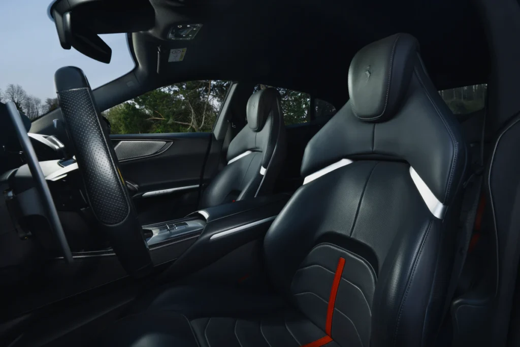 Ferrari Purosangue 推出專屬 Handling Speciale 選配套件