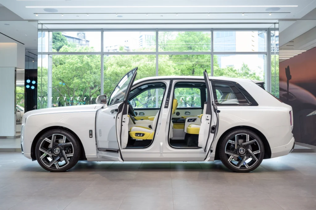 Black Badge Cullinan