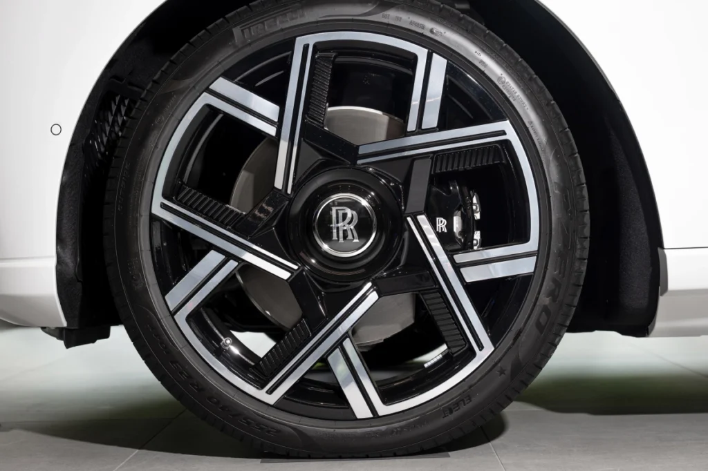 Black Badge Cullinan