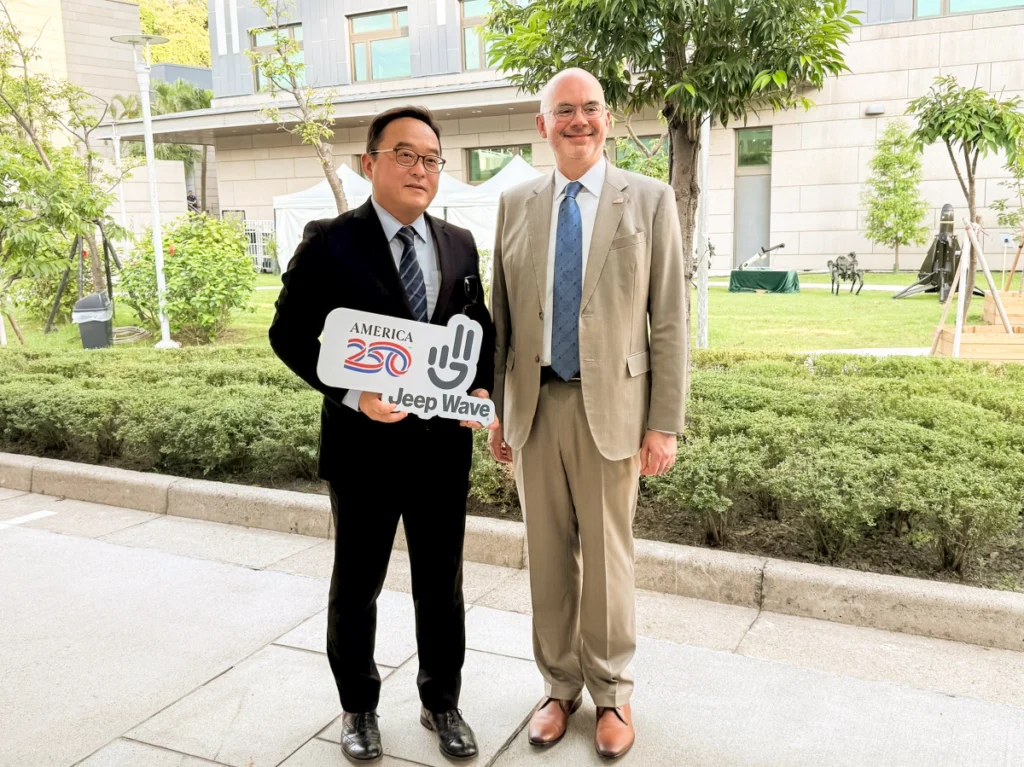 Jeep® 與「AIT 美國在台協會」　一同歡慶美國建國 250 週年