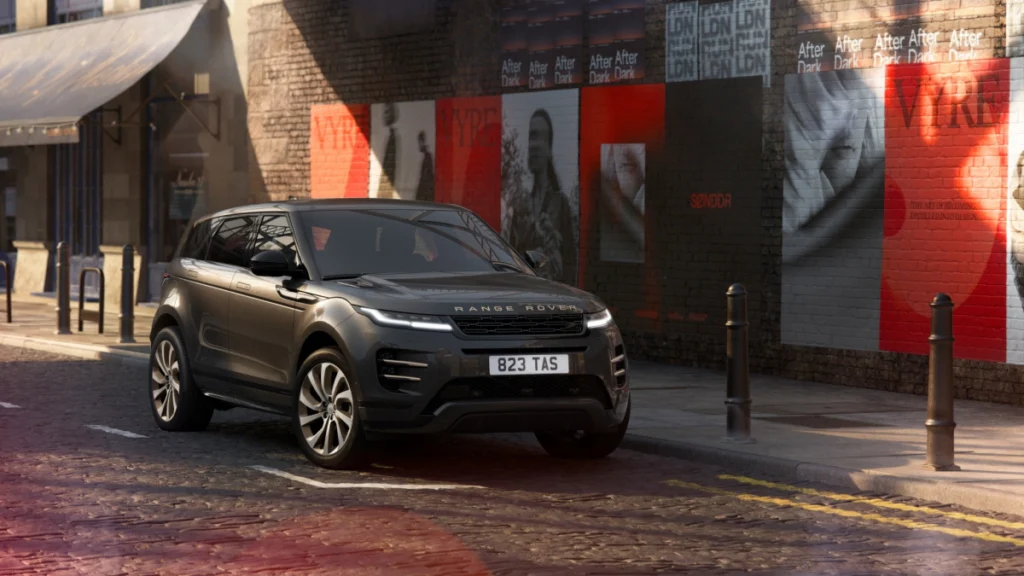 全新 Range Rover Evoque Hoxton Edition 以位於倫敦東區、充滿創意與時尚能量的 Hoxton 區命名，向其對現代文化與設計領域的深遠影響致敬。