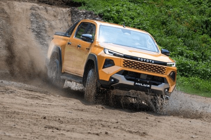 Toyota全新Hilux貨卡發表上市　161.9萬元擁有強悍越野實力！