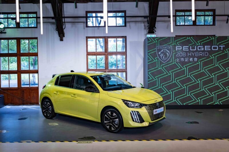 Peugeot 208小改款99.8萬元上市　油電動力輕快省油 展現法式駕馭樂趣