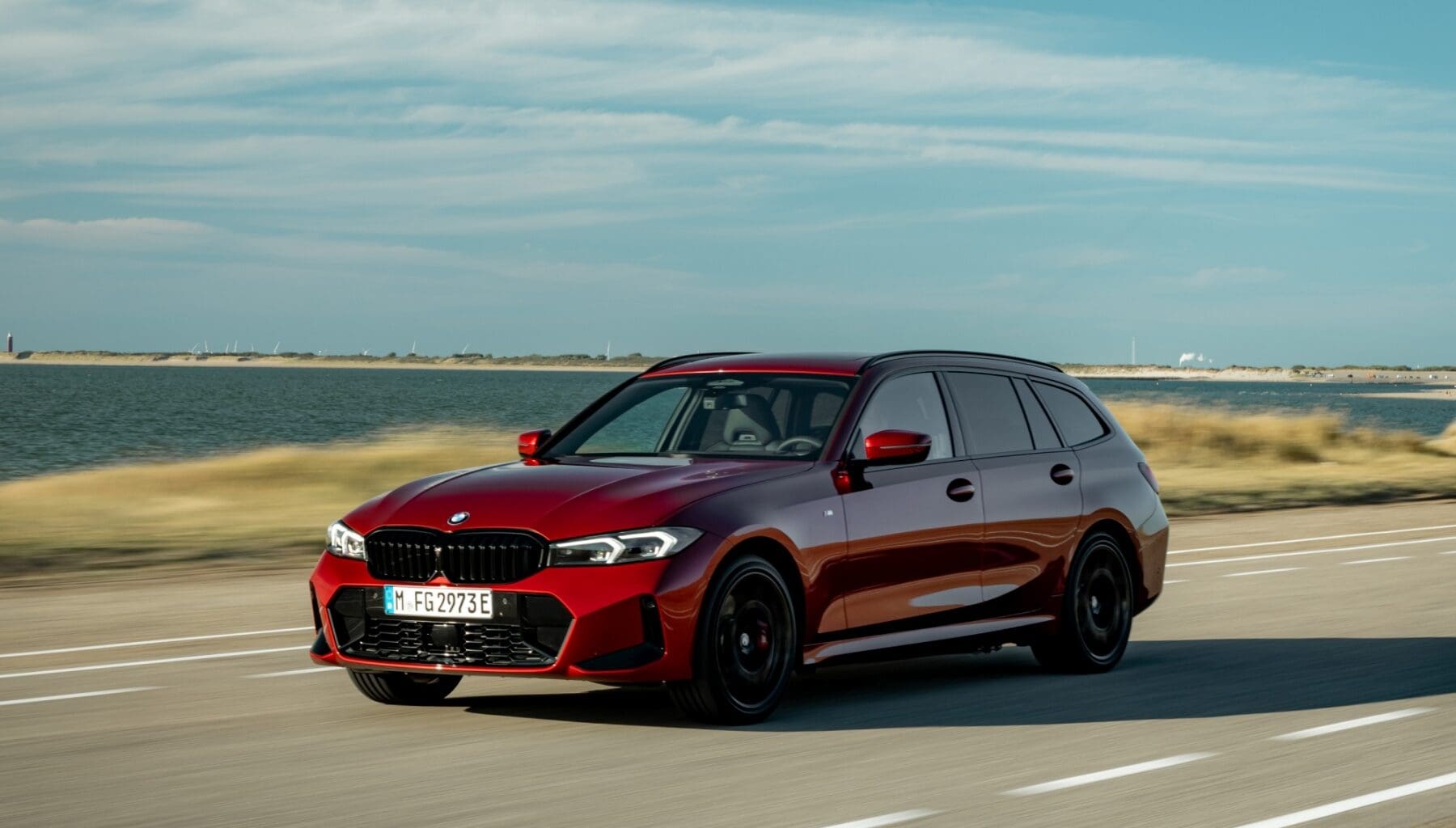 BMW 3系列旅行車門檻大降！　新318i Touring報價199萬元限量200台