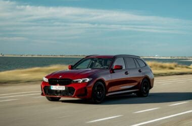 BMW 3系列旅行車門檻大降！　新318i Touring報價199萬元限量200台