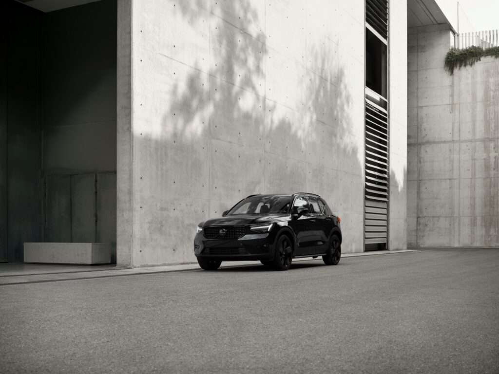 2027年式Volvo全新到港　再推動感「XC40極黑版」與各車系優惠！