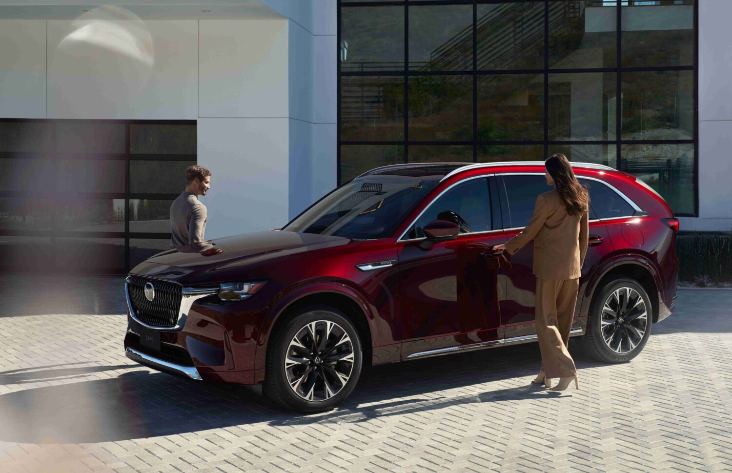 27年式Mazda CX-90七人座休旅登場 多層次安全防護與豪華科技再升級! 27年式Mazda CX-90七人座休旅登場 多層次安全防護與豪華科技再升級!