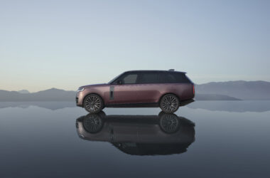 Range Rover Electric首款純電休旅登場　800V架構整合550匹馬力與600公里續航力