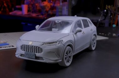 Honda ZR-V攜手模型達人喬老師送獨家手作ZR-V跑旅模型車！